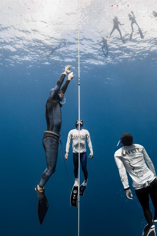 华为WATCHUltimate2非凡探索旷野绿全新升级专业高尔夫功能与高端时尚颜值更值入手(图1)